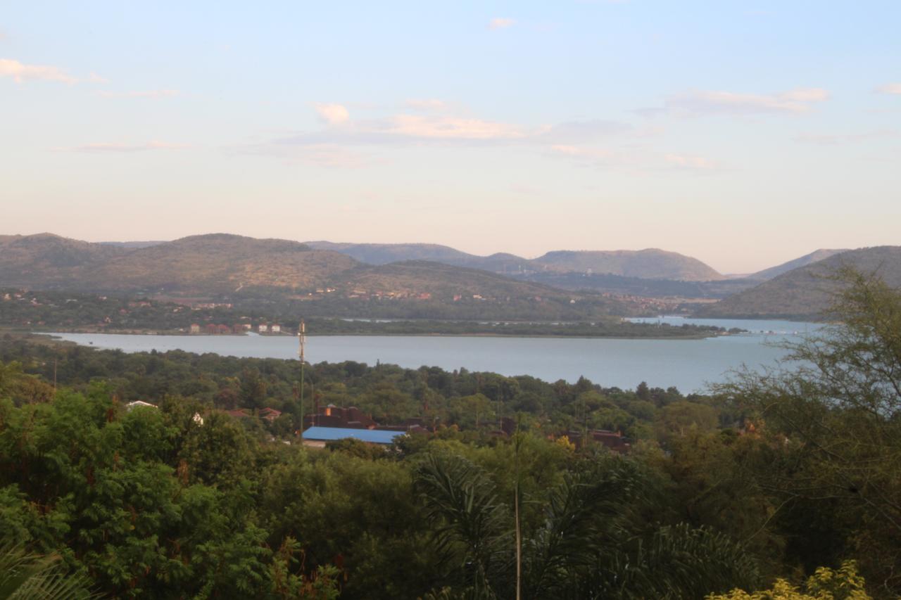 Belle Vue Guesthouse Hartbeespoort Eksteriør billede