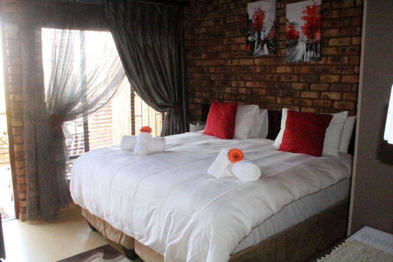 Belle Vue Guesthouse Hartbeespoort Eksteriør billede