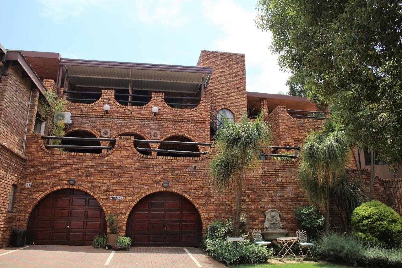 Belle Vue Guesthouse Hartbeespoort Eksteriør billede