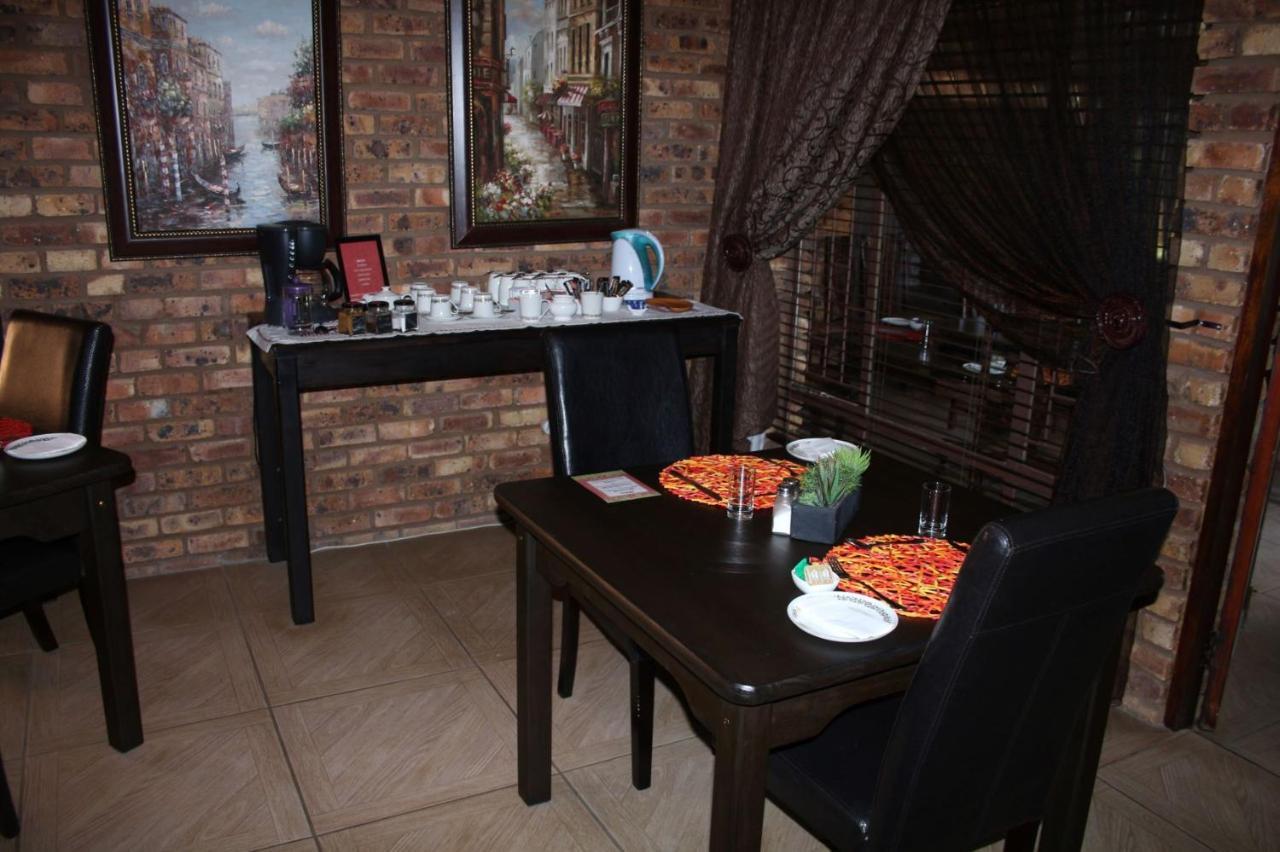 Belle Vue Guesthouse Hartbeespoort Eksteriør billede