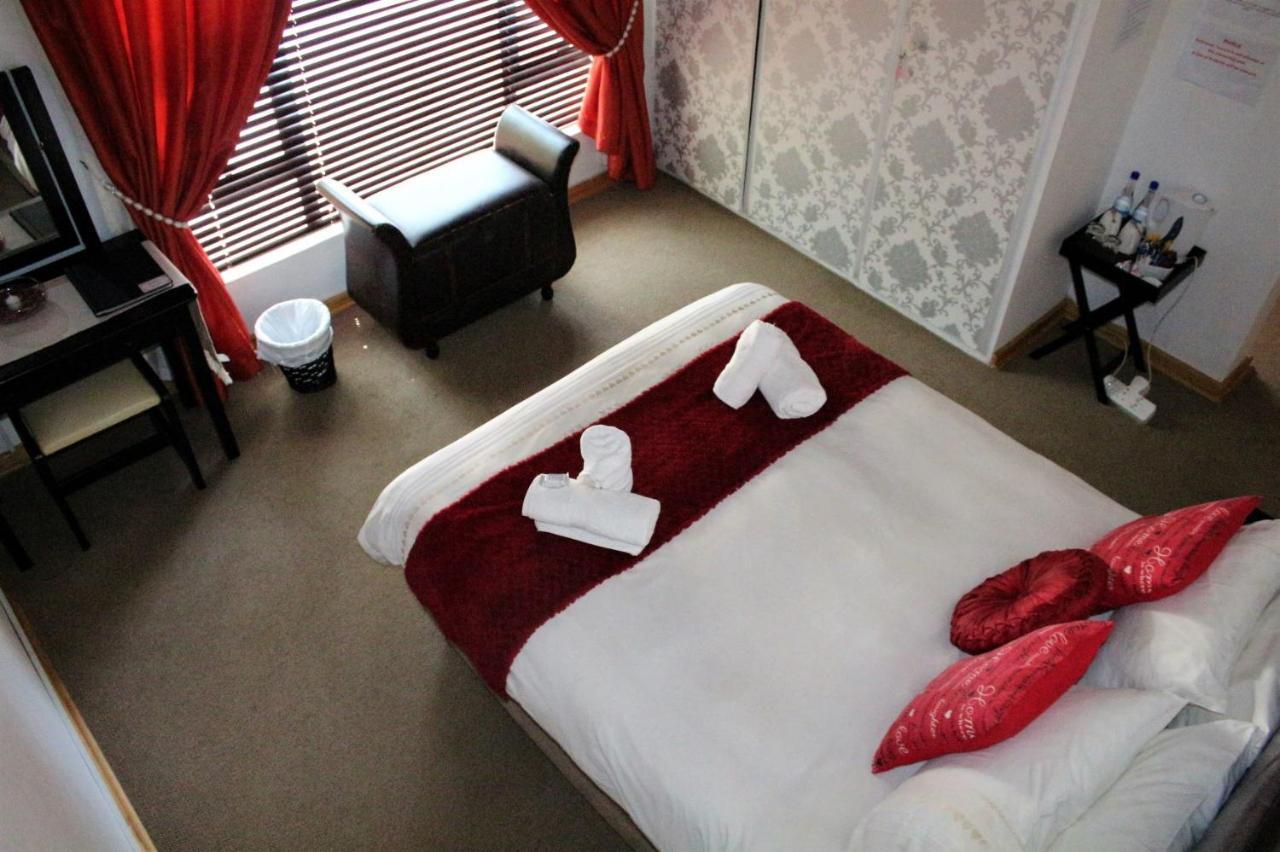 Belle Vue Guesthouse Hartbeespoort Eksteriør billede